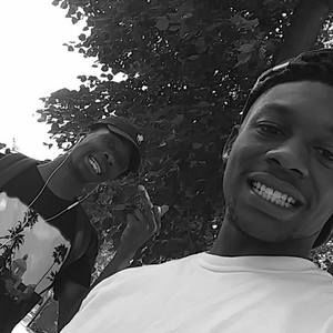 Meet your Posher, Javin